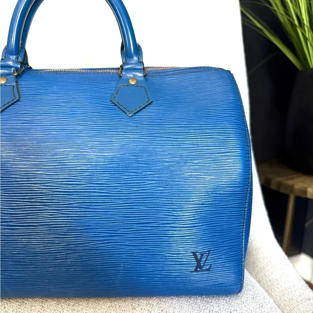 Louis Vuitton authentic louis